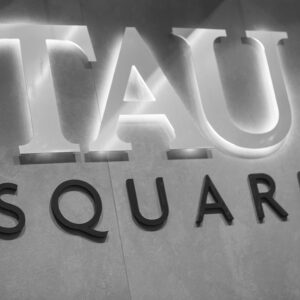 Rótulo TAU Square x Promopublic